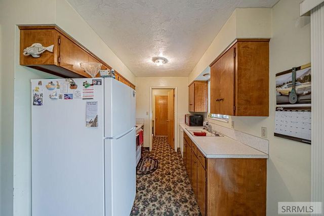 21 S 600 W, Blackfoot, ID 83221