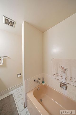 21 S 600 W, Blackfoot, ID 83221