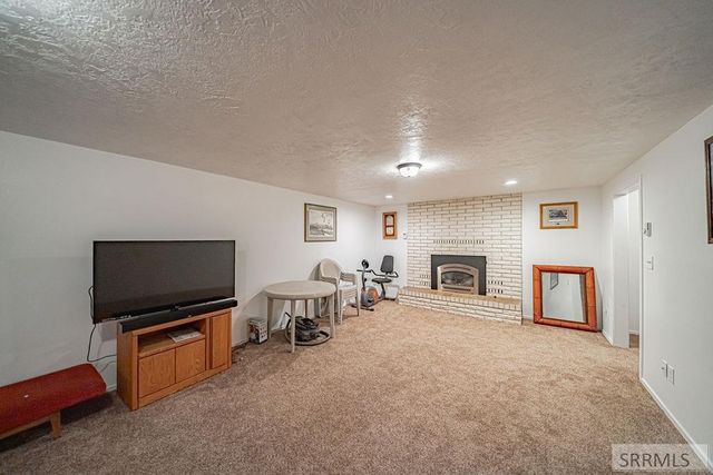 21 S 600 W, Blackfoot, ID 83221