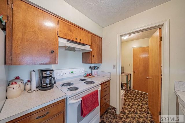 21 S 600 W, Blackfoot, ID 83221