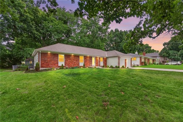 6323 Woodson Drive, Mission, KS 66202