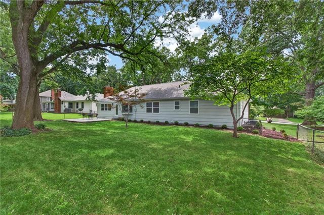 6323 Woodson Drive, Mission, KS 66202