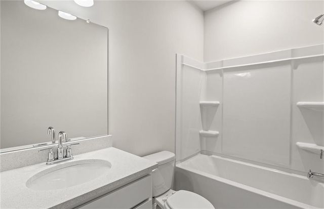 616 Vidalia Park Way, Mcdonough, GA 30252