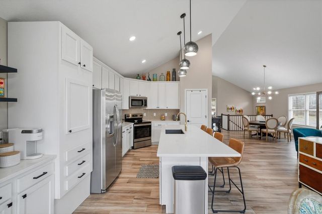 7533 W Whitehall Circle, West Chester, OH 45069