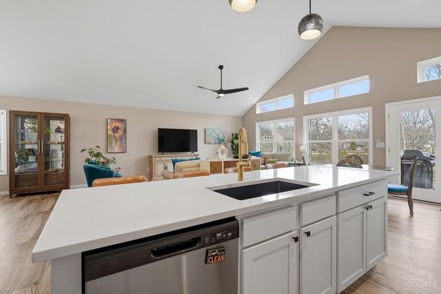 7533 W Whitehall Circle, West Chester, OH 45069