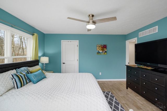 7533 W Whitehall Circle, West Chester, OH 45069