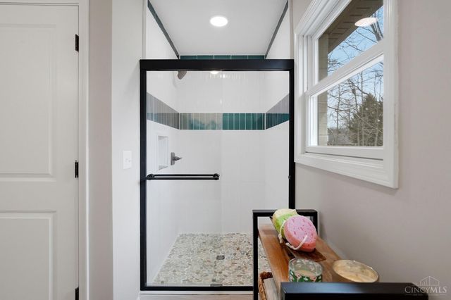 7533 W Whitehall Circle, West Chester, OH 45069