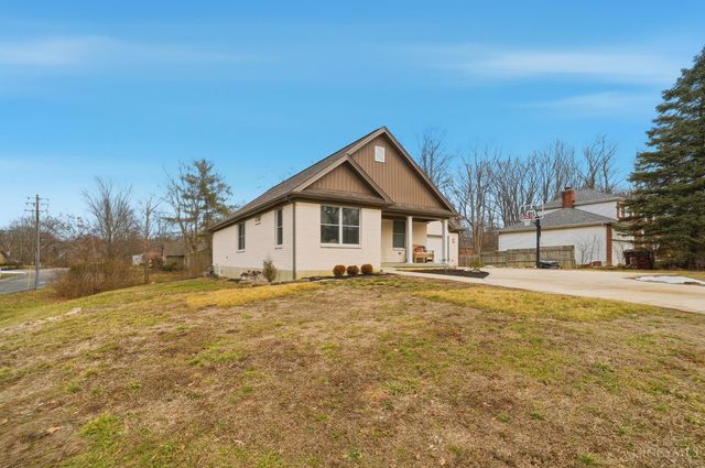 7533 W Whitehall Circle, West Chester, OH 45069