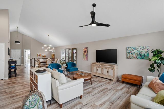 7533 W Whitehall Circle, West Chester, OH 45069