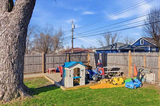 6611 Arkansas Avenue, Hammond, IN 46323