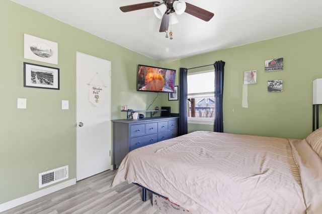 6611 Arkansas Avenue, Hammond, IN 46323