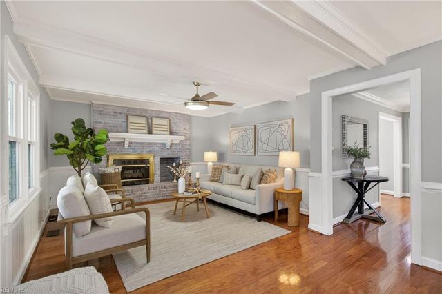 600 Gloria DR, Chesapeake, VA 23322