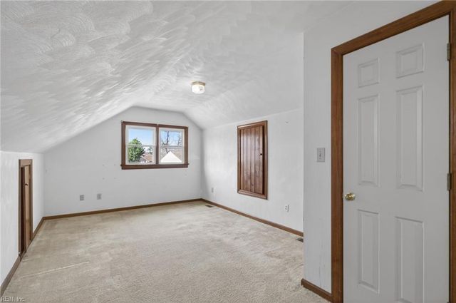 600 Gloria DR, Chesapeake, VA 23322