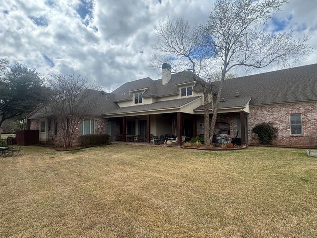 217 Evangeline Walk, Bossier City, LA 71111