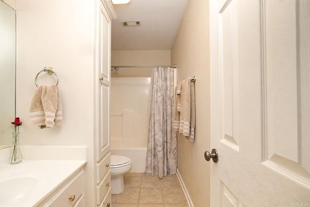 45 W Point Drive, Maumelle, AR 72113