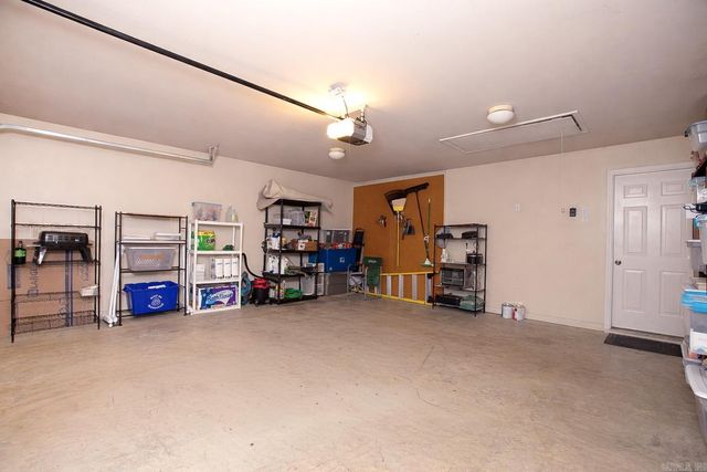 45 W Point Drive, Maumelle, AR 72113