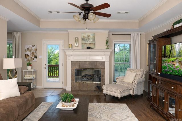 45 W Point Drive, Maumelle, AR 72113