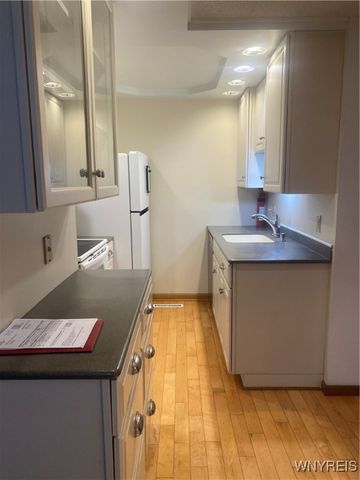 4623 Chestnut Ridge Road B, Amherst, NY 14228