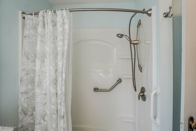 138 Wrexham Avenue SW, Massillon, OH 44646