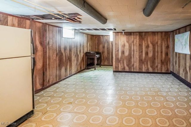 138 Wrexham Avenue SW, Massillon, OH 44646