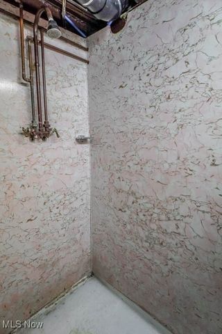 138 Wrexham Avenue SW, Massillon, OH 44646