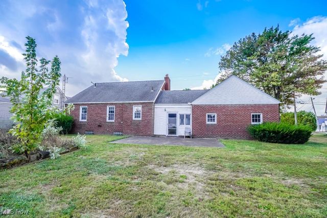 138 Wrexham Avenue SW, Massillon, OH 44646