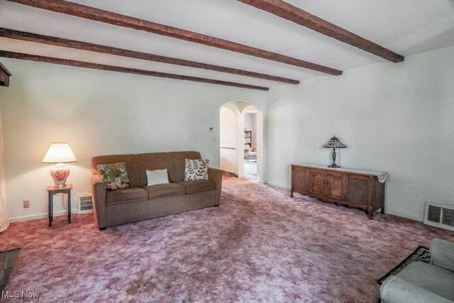 138 Wrexham Avenue SW, Massillon, OH 44646