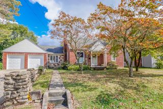 138 Wrexham Avenue SW, Massillon, OH 44646