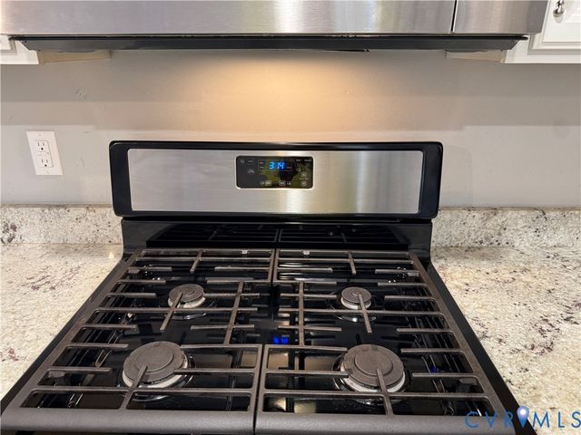 510 Oakleigh Ave, Appomattox, VA 24522