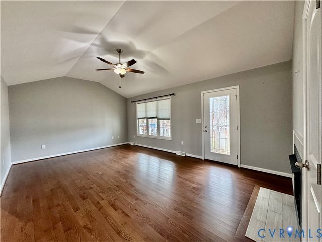 510 Oakleigh Ave, Appomattox, VA 24522