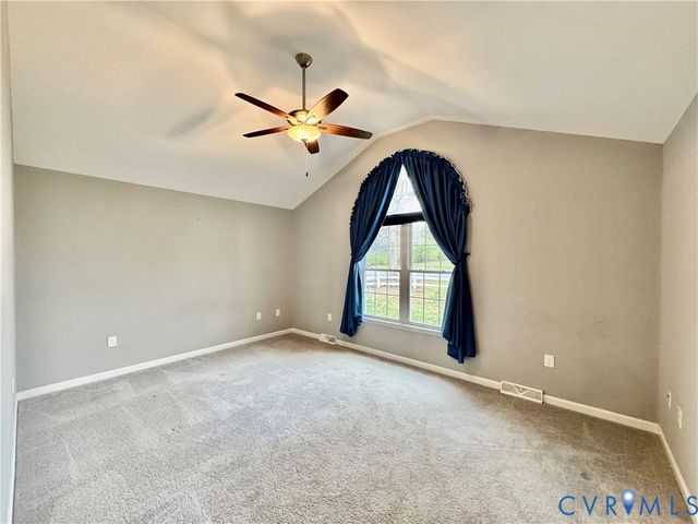 510 Oakleigh Ave, Appomattox, VA 24522