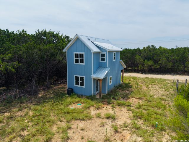 272 Broken Bow, Bandera, TX 78003