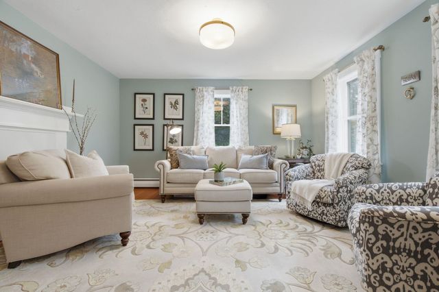 84 Boston Post Road, Amherst, NH 03031