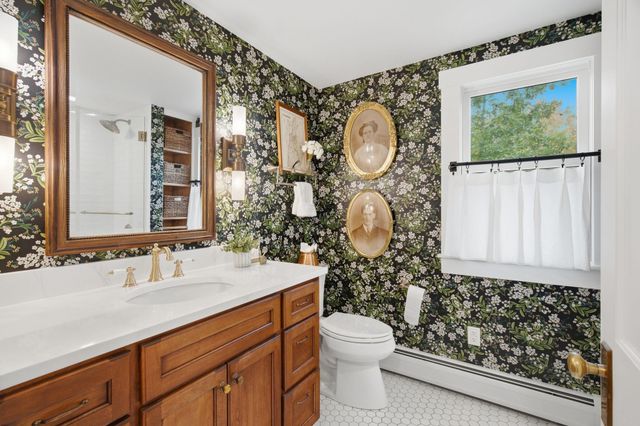 84 Boston Post Road, Amherst, NH 03031