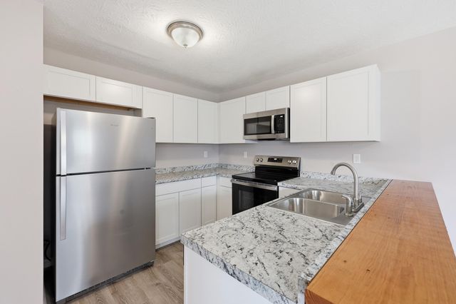 258-260 Elkhorn Meadows Drive, Georgetown, KY 40324