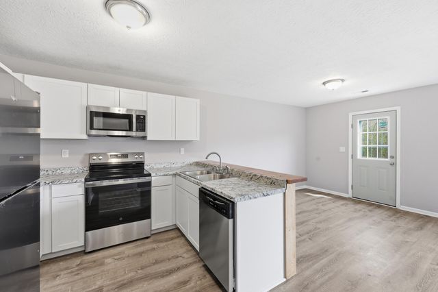 258-260 Elkhorn Meadows Drive, Georgetown, KY 40324