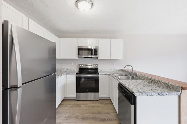 258-260 Elkhorn Meadows Drive, Georgetown, KY 40324