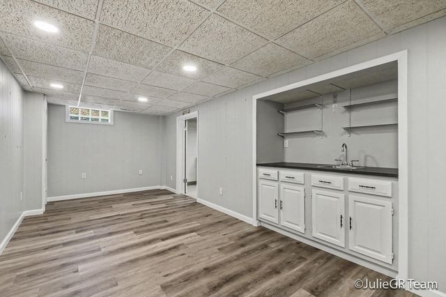1534 Katrina Drive SE, Kentwood, MI 49508