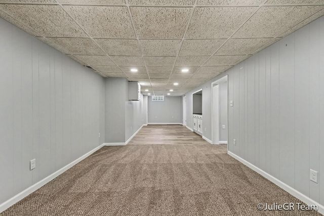 1534 Katrina Drive SE, Kentwood, MI 49508