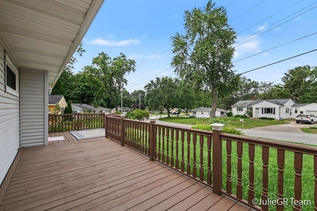 1534 Katrina Drive SE, Kentwood, MI 49508