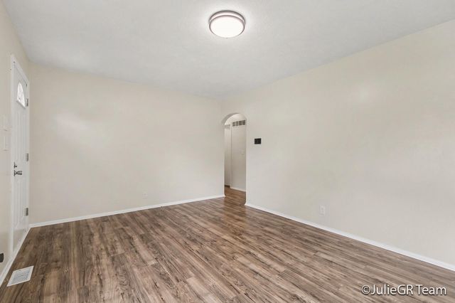 1534 Katrina Drive SE, Kentwood, MI 49508
