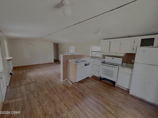 2780 Jefferson Street, Chipley, FL 32428