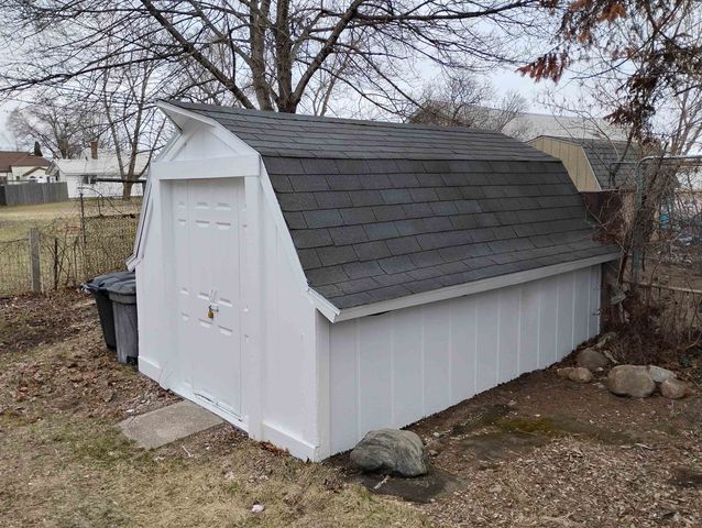 511 Woodworth Avenue, Pleasant, MI 48858