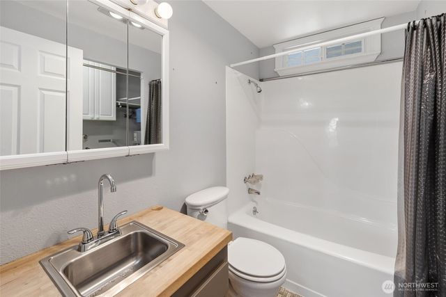 11103 13th Street E, Edgewood, WA 98372