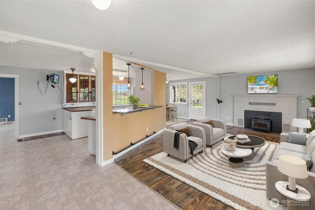 11103 13th Street E, Edgewood, WA 98372