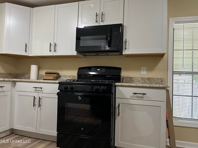 7701 Harold Avenue, Moss Point, MS 39563