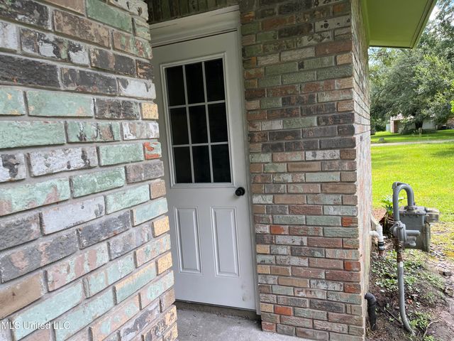 7701 Harold Avenue, Moss Point, MS 39563