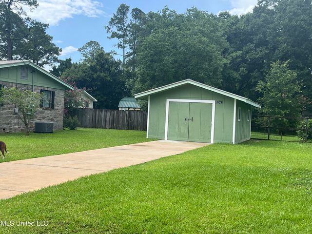 7701 Harold Avenue, Moss Point, MS 39563