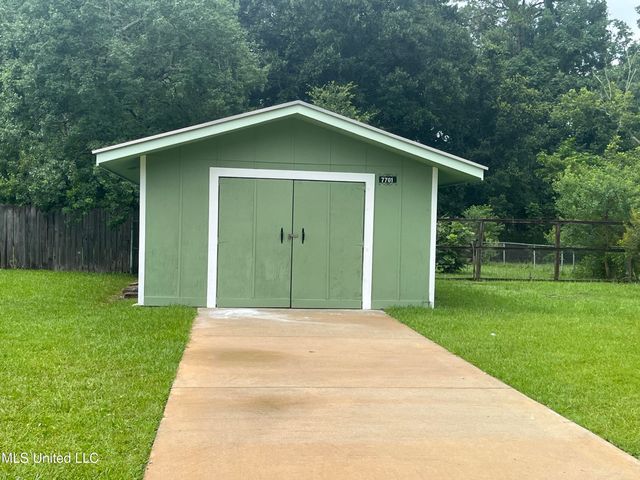 7701 Harold Avenue, Moss Point, MS 39563