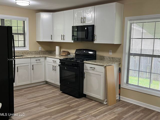 7701 Harold Avenue, Moss Point, MS 39563